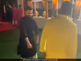 Virat Kohli's Dance, Faf du Plessis' Indian Outfit In Glenn Maxwell's Wedding Bash. See Pics Virat Kohli's Dance, Faf du Plessis' Indian Outfit In Glenn Maxwell's Wedding Bash. See Pics