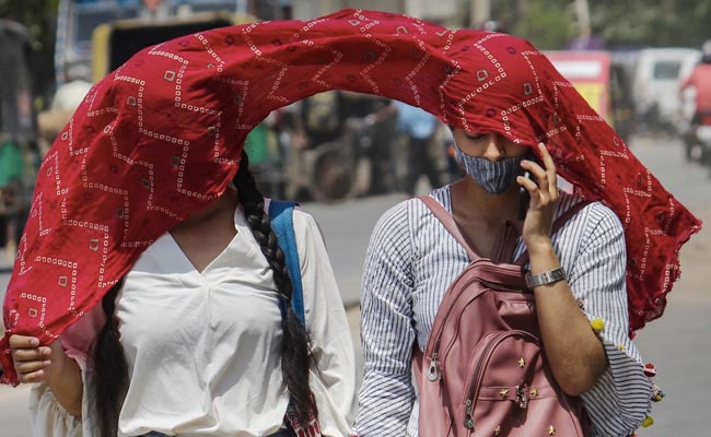 Delhi's Hottest April Day In 12 Years, Gurgaon Above 45 Degrees: 10 Facts