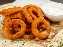 Potato Rings Recipe: क्रिस्पी स्नैक्स की है तलाश तो टी टाइम में ट्राई करें टेस्टी पोटैटो रिंग्स Potato Rings Recipe: क्रिस्पी स्नैक्स की है तलाश तो टी टाइम में ट्राई करें टेस्टी पोटैटो रिंग्स