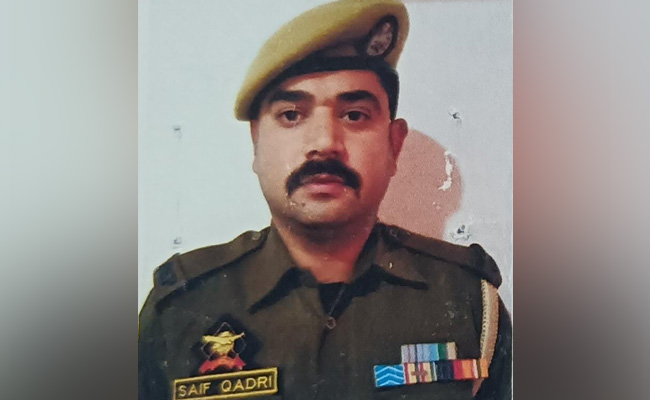 Cop Shot Dead In Srinagar, Daughter Hurt While Trying To Save Him