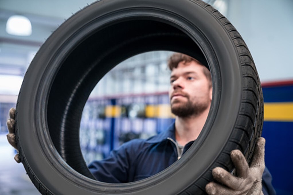 Understanding The Lifespan Of A Tyre And When To Change It Understanding The Lifespan Of A Tyre And When To Change It