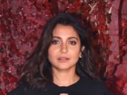 Anushka Sharma Is On A Cake Extravaganza, Take A Look