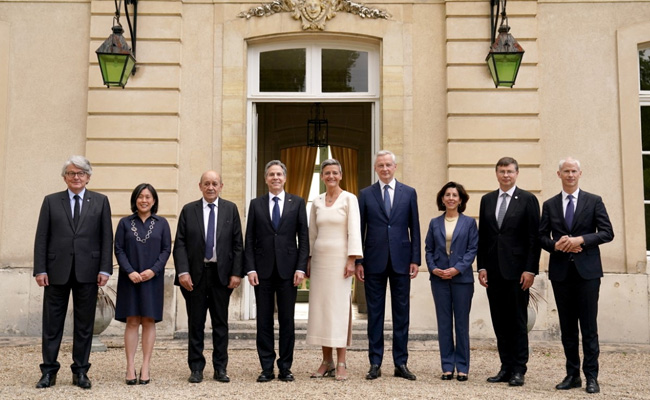 EU, US Increase Cooperation To Counter Disruptions Caused By Ukraine War