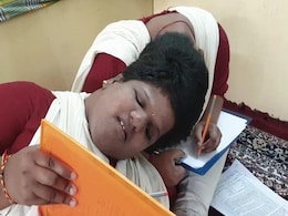 12वीं की परीक्षा दे रही जुड़वा बहनें बनना चाहती हैं सीए, स्पेशल प्रिविलेज के लिए एग्जाम बोर्ड को किया मना 12वीं की परीक्षा दे रही जुड़वा बहनें बनना चाहती हैं सीए, स्पेशल प्रिविलेज के लिए एग्जाम बोर्ड को किया मना