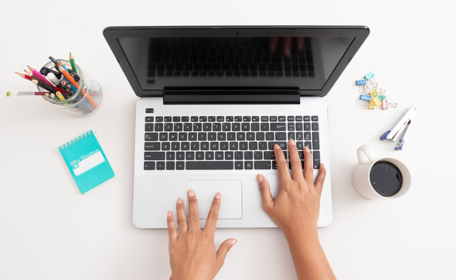 Amazon Summer Sale: Laptops From HP, Dell And More At Upto 30% Off