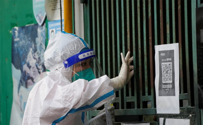 Chaos At Apple China Supplier. Reason: Shanghai Covid Curbs