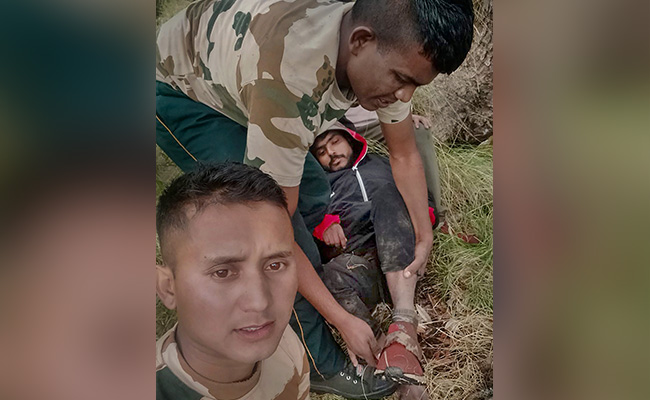 2 Trekkers, Stranded For Over 48 Hours, Rescued By Cops In Uttarakhand