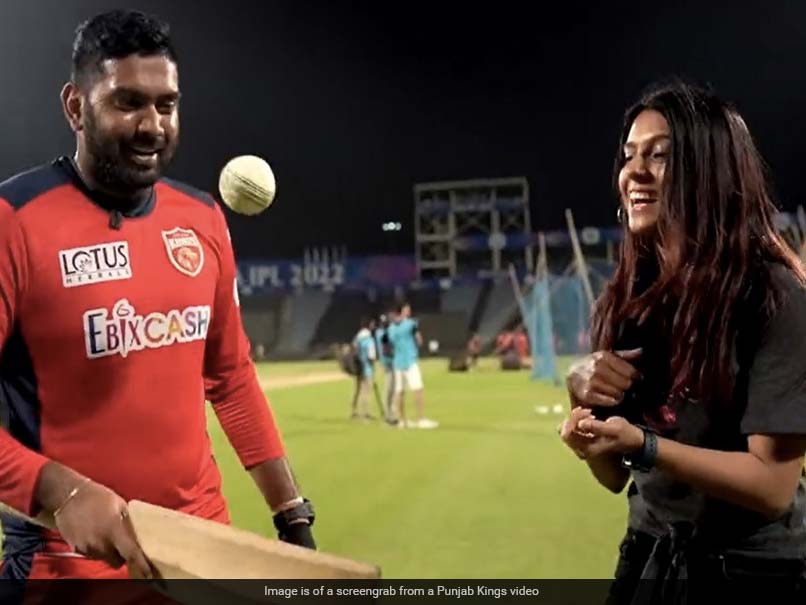 Watch: Sri Lankan Star Bhanuka Rajapaksa Aces Punjab Kings' "Main To Raste Se Ja Raha Tha" Challenge