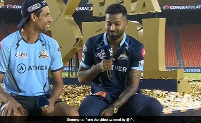 'नेहरा जी' ने लिया कप्तान का इंटरव्यू, हार्दिक ने कहा, 'लोगों ने सवाल खड़े किए थे लेकिन..'- Video