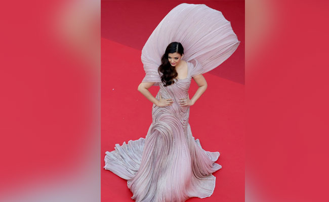 Cannes 2022: Aishwarya Rai Bachchan Was Meant To Look Like Venus In Her Shell
