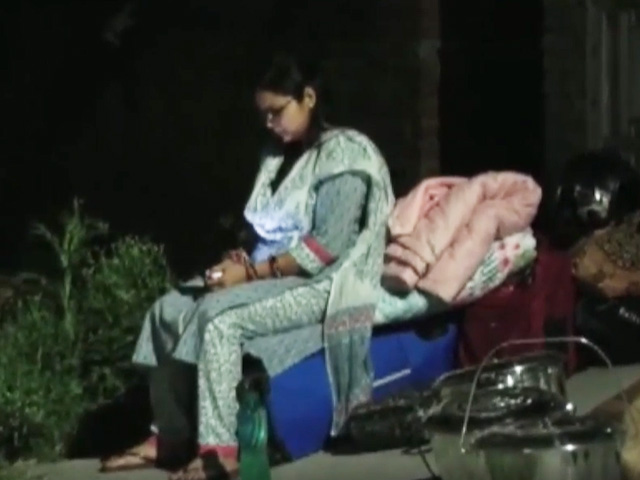 UP Woman Sits Outside Residence of In-Laws After Dispute With Husband