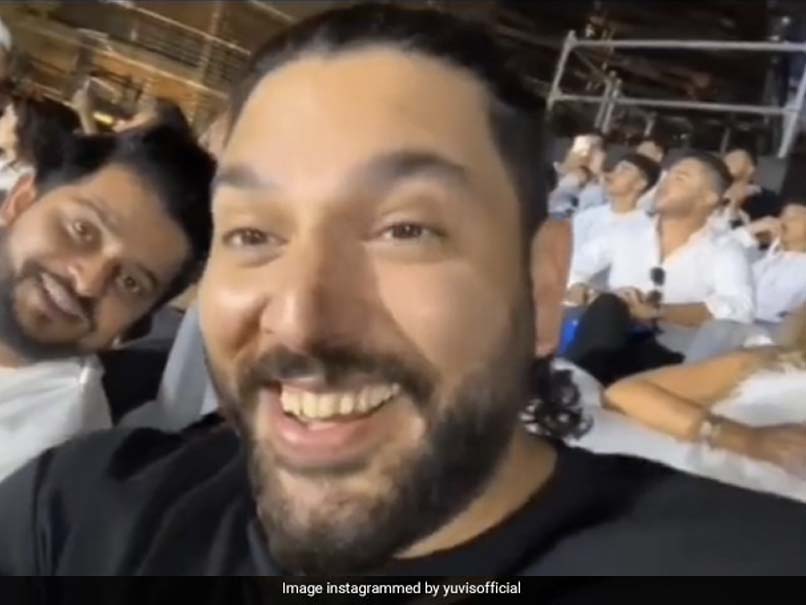 Watch: Yuvraj Singh Trolls Suresh Raina Over CSK's Poor Batting Performance vs MI