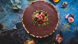 Baking Tips: 5 Easy Hacks To Slice Cake Perfectly