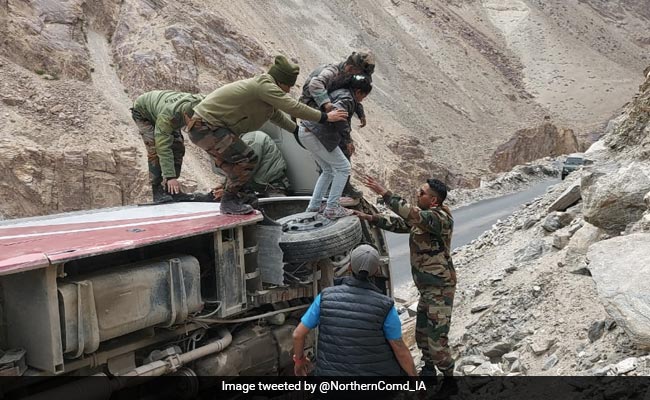 Army Personnel Rescue 12 People After Mini-Bus Accident In Leh