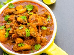 Do You Like Mushrooms? Try Out This Delicious Mushroom Pepper Fry Recipe By Saransh Goila