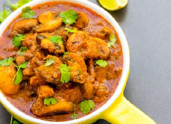 Do You Like Mushrooms? Try Out This Delicious Mushroom Pepper Fry Recipe By Saransh Goila Do You Like Mushrooms? Try Out This Delicious Mushroom Pepper Fry Recipe By Saransh Goila