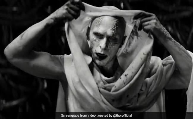 <i>Thor: Love And Thunder</i> Trailer - Chris Hemsworth-Natalie Portman Double Whammy Vs Christian Bale
