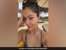 रूबीना दिलैक ने शेयर किया नो मेकअप वीडियो, फैन्स बोले- रूबीना फ्लॉवर भी है और फायर भी रूबीना दिलैक ने शेयर किया नो मेकअप वीडियो, फैन्स बोले- रूबीना फ्लॉवर भी है और फायर भी