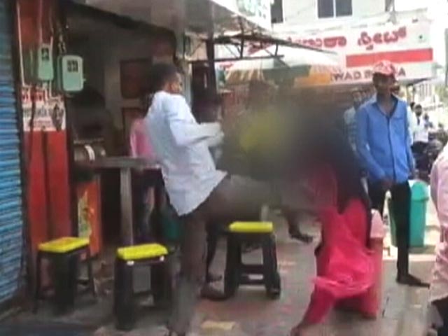 Lawyer Kicked, Slapped On Road In Karnataka. No One Comes To Help Her