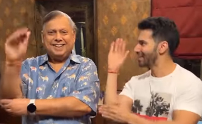 Varun Dhawan, Father David Dhawan Groove To <i>The Punjaabban</i> Song