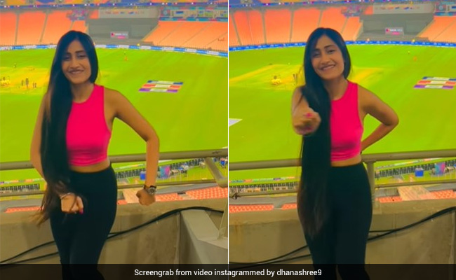 VIDEO: धनश्री वर्मा ने इस तरह मनाया राजस्थान रॉयल्स के फाइनल पहुंचने का जश्न 