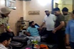 Video Shows BJP Leader's Arrest, Father Says "Couldn't Even Wear Turban" Video Shows BJP Leader's Arrest, Father Says "Couldn't Even Wear Turban"