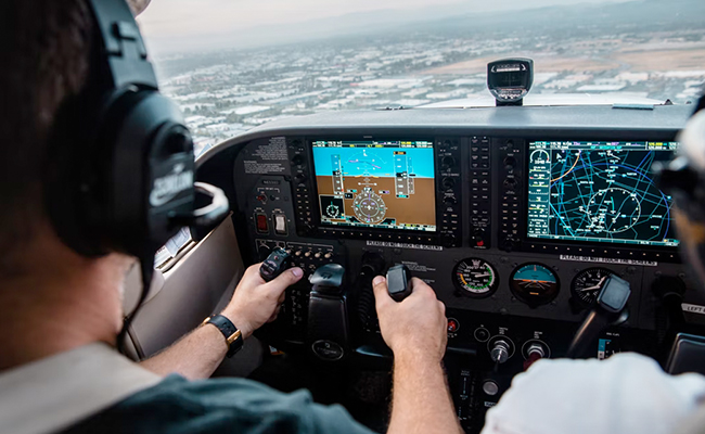 2 Ukrainian Pilots In US To Fly Military Simulators: Report