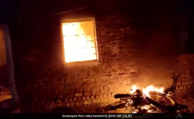 मध्‍य प्रदेश: वक्‍फ बोर्ड की जमीन के पुराने विवाद को लेकर दो गुटों में झड़प, दो घायल