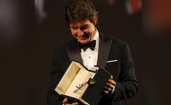 Cannes 2022: For Tom Cruise, An Honorary Palme d'Or And <i>Top Gun</i>-Worthy Welcome