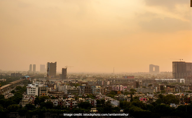 Dust Storm Yellow Alert Issued For Delhi, Wind Speed Likely To Be 50 Kmph