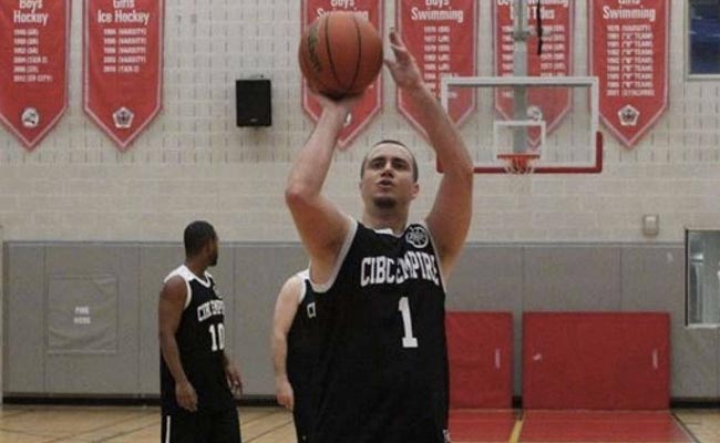 गेमिंग की दुनिया में Michael Vlaicu उर्फ ​​​​स्टारबीस्ट ने तहलका मचा दिया है