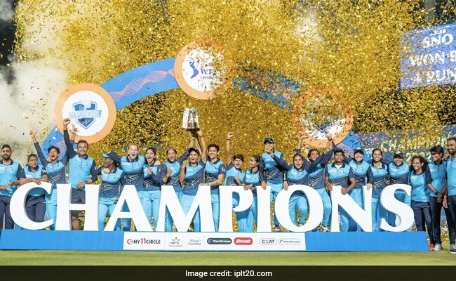 सुपरनोवाज ने रिकॉर्ड तीसरी बार जीता Womens T20 Challenge का खिताब, कैरेबियन खिलाड़ी के दम पर मिली जीत सुपरनोवाज ने रिकॉर्ड तीसरी बार जीता Womens T20 Challenge का खिताब, कैरेबियन खिलाड़ी के दम पर मिली जीत