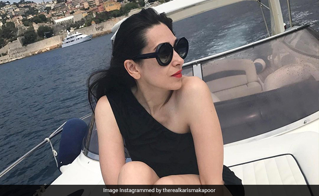 Name A Better Combination Than Karisma Kapoor And Her "Holidaze" Throwback. We'll Wait