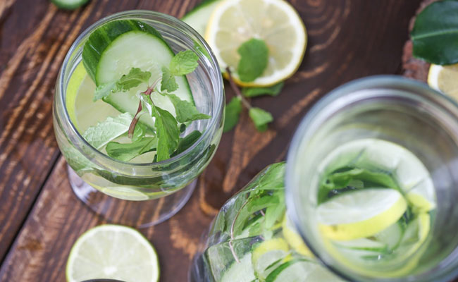 Quick And Easy Water-Based Beverages To Keep Yourself Hydrated In Summers