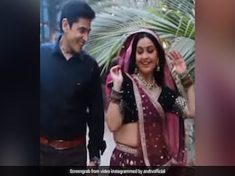 'अंगूरी भाभी' के साथ गार्डन में घूमते नजर आए 'विभूति नारायण मिश्रा', वीडियो सामने आने के बाद फैंस ने कहा- बेस्ट कपल 'अंगूरी भाभी' के साथ गार्डन में घूमते नजर आए 'विभूति नारायण मिश्रा', वीडियो सामने आने के बाद फैंस ने कहा- बेस्ट कपल