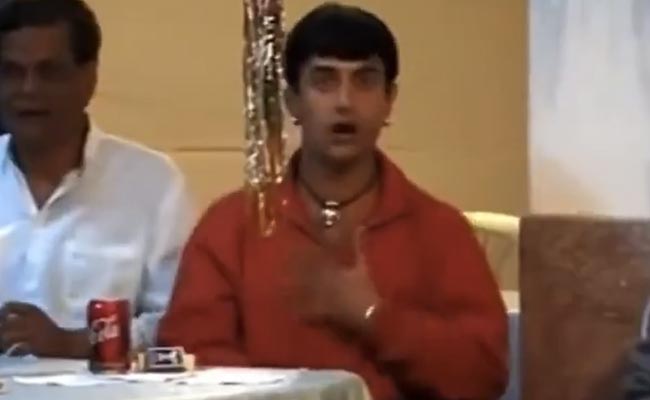 'लगान' के 'घनन घनन' गाने की रिहर्सल के लिए पूरी स्टारकास्ट को करनी पड़ी थी कड़ी मेहनत, वायरल हुआ थ्रोबैक वीडियो