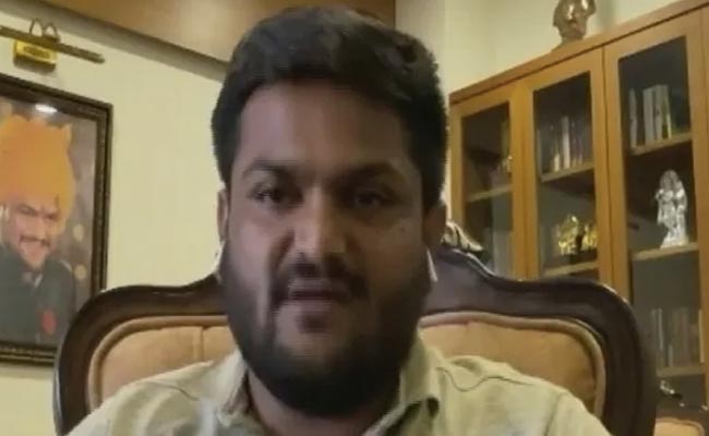 कांग्रेस में ही हूं, पार्टी के लिए लगातार काम कर रहा हूं : NDTV से बोले हार्दिक पटेल