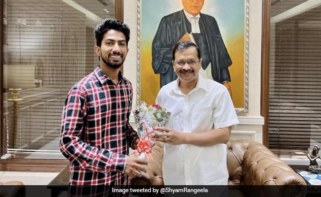 "हम ‘काम की राजनीति' के साथ है", मिमिक्री आर्टिस्ट श्याम रंगीला आम आदमी पार्टी मे हुए शामिल