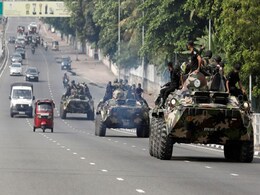 Sri Lanka Crisis : पेट्रोल खरीद में खर्च हो जाएंगे विश्व बैंक से मिले 16 करोड़ डॉलर? Sri Lanka Crisis : पेट्रोल खरीद में खर्च हो जाएंगे विश्व बैंक से मिले 16 करोड़ डॉलर?