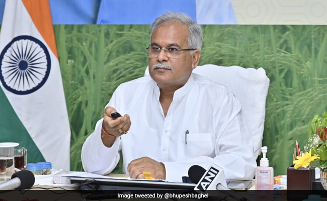 '57 Suicides Yet No Probe': Bhupesh Baghel Alleges Big "Scam" Under BJP Rule