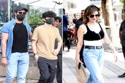 Hrithik Roshan And Ex-wife Sussanne Khan Gets Snapped With Son Hrithik Roshan And Ex-wife Sussanne Khan Gets Snapped With Son