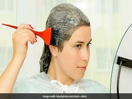 Hair care : हर हफ्ते में बालों में लगाती हैं मेहंदी तो एक बार नुकसान भी जान लें इसके Hair care : हर हफ्ते में बालों में लगाती हैं मेहंदी तो एक बार नुकसान भी जान लें इसके