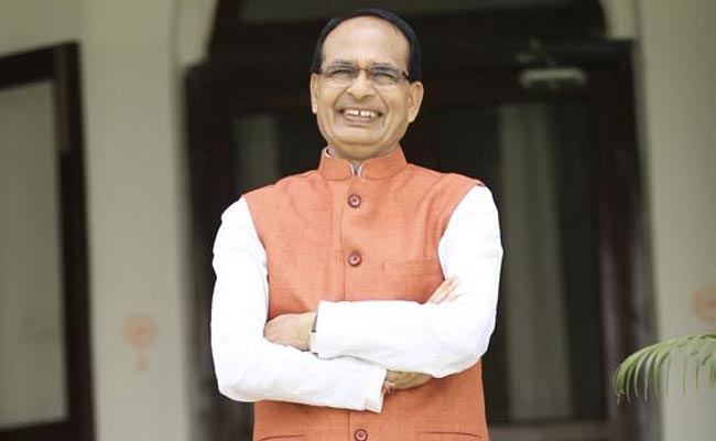 Loksabha Election: पूर्व सीएम शिवराज सिंह आज दाखिल करेंगे नामांकन, घर से निकलने के पहले पूजा की और कही ये बात Loksabha Election: पूर्व सीएम शिवराज सिंह आज दाखिल करेंगे नामांकन, घर से निकलने के पहले पूजा की और कही ये बात