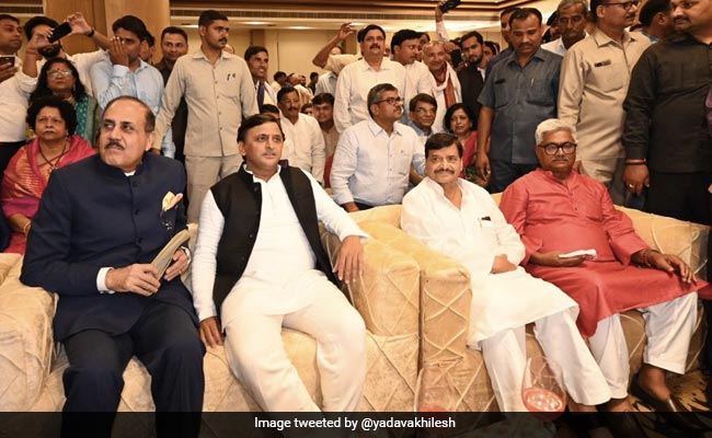 Akhilesh Yadav Attends UP Wedding, Shares Picture With Uncle Shivpal