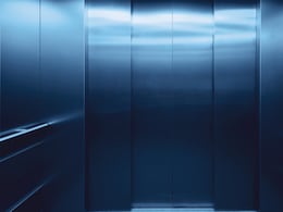 1 Customer, 9 Workers Trapped In Lucknow Restaurant's Lift, Rescued After 3 Hours