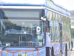 Electric Bus Breaks Down Hours After Being Flagged Off In Delhi Electric Bus Breaks Down Hours After Being Flagged Off In Delhi