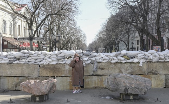 Once Pro Moscow, A Ukraine Town Mayor Says, "Putin Destroyed Everything"