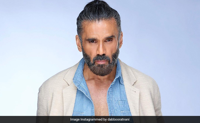 Suniel Shetty's Boss Response To Tweet Wrongly Tagging Him As "<i>Gutka</i> King"