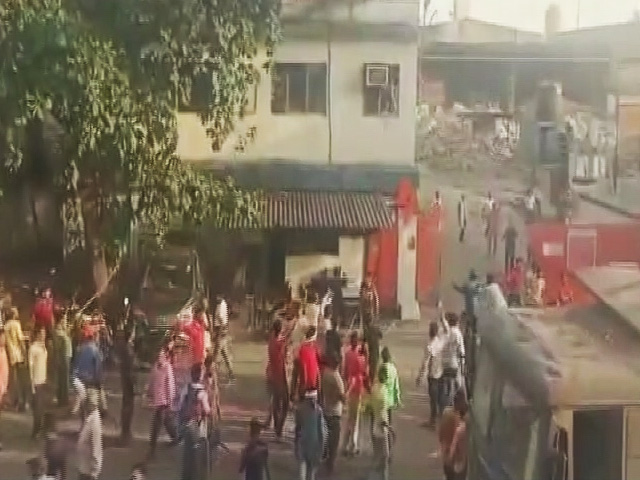 Several Cops Injured During Clashes In Maharashtra Steel Factory; 27 Arrested