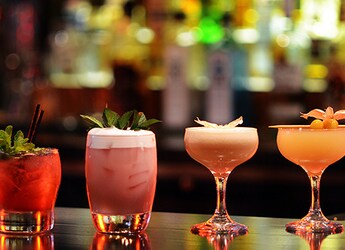 World Gin Day 2022: 9 Refreshing Gin-Based Cocktails To Try At Home World Gin Day 2022: 9 Refreshing Gin-Based Cocktails To Try At Home